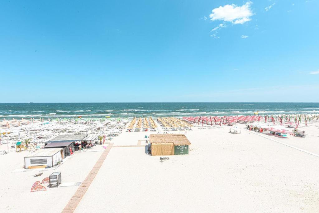 Beach Rooms Roberta Mamaia Luaran gambar