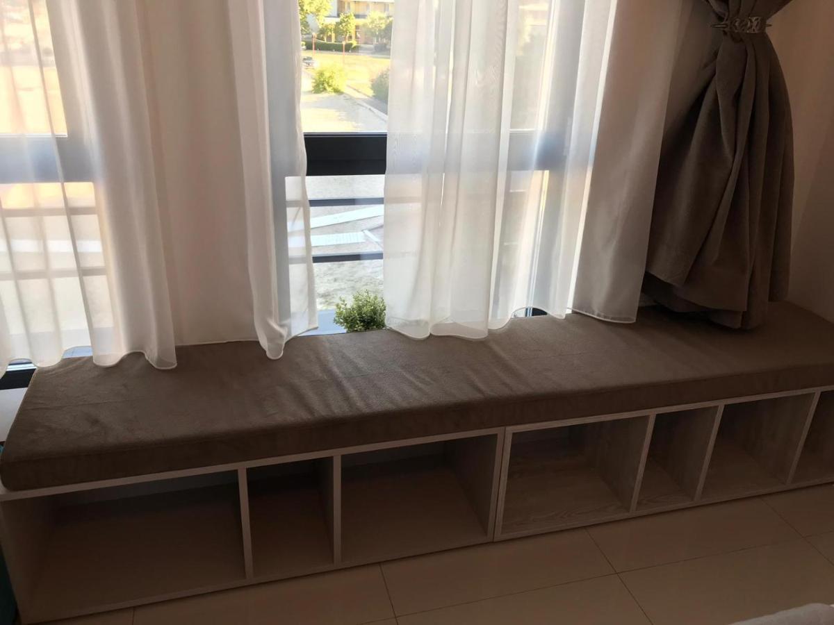 Beach Rooms Roberta Mamaia Luaran gambar