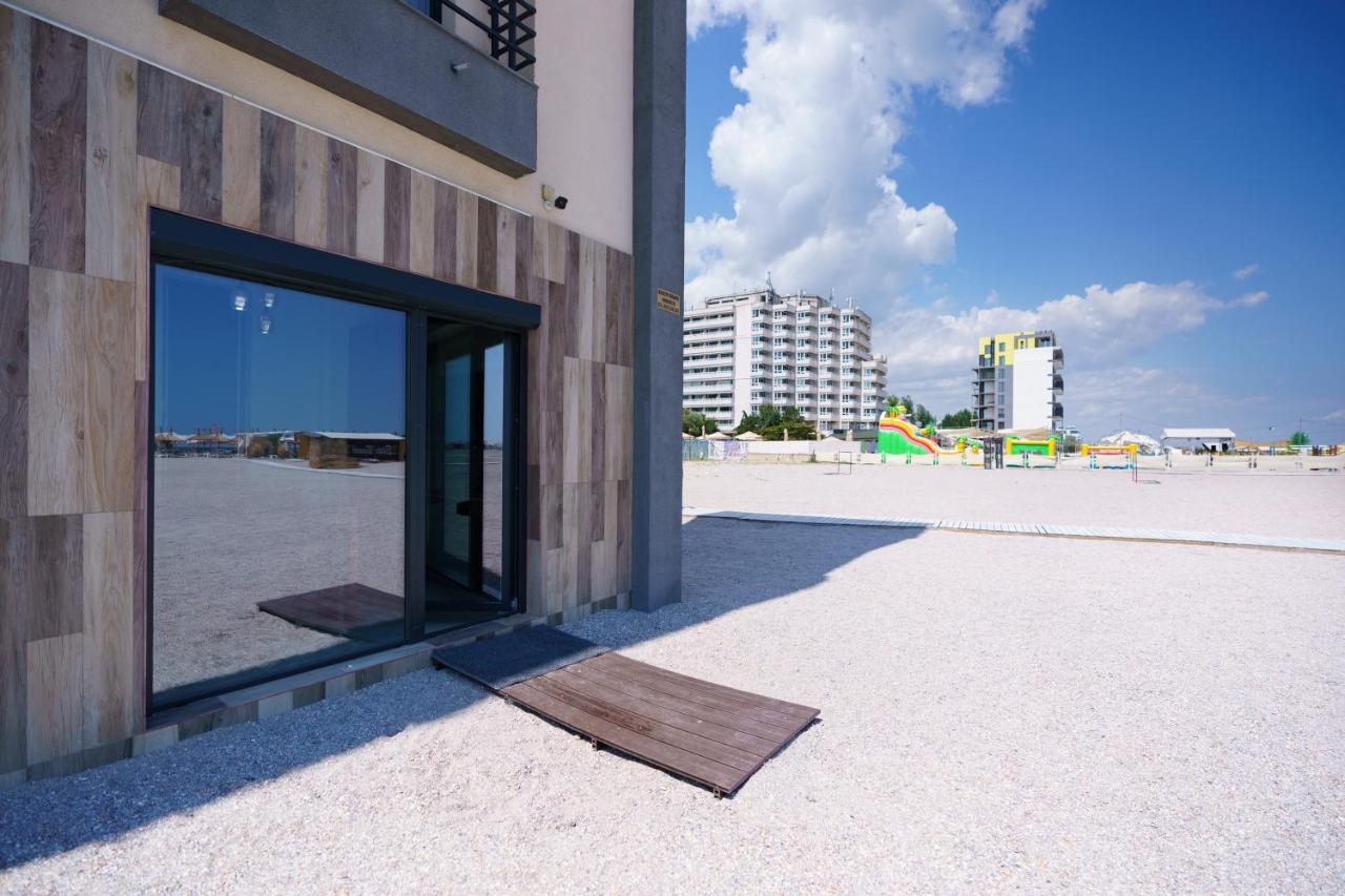 Beach Rooms Roberta Mamaia Luaran gambar