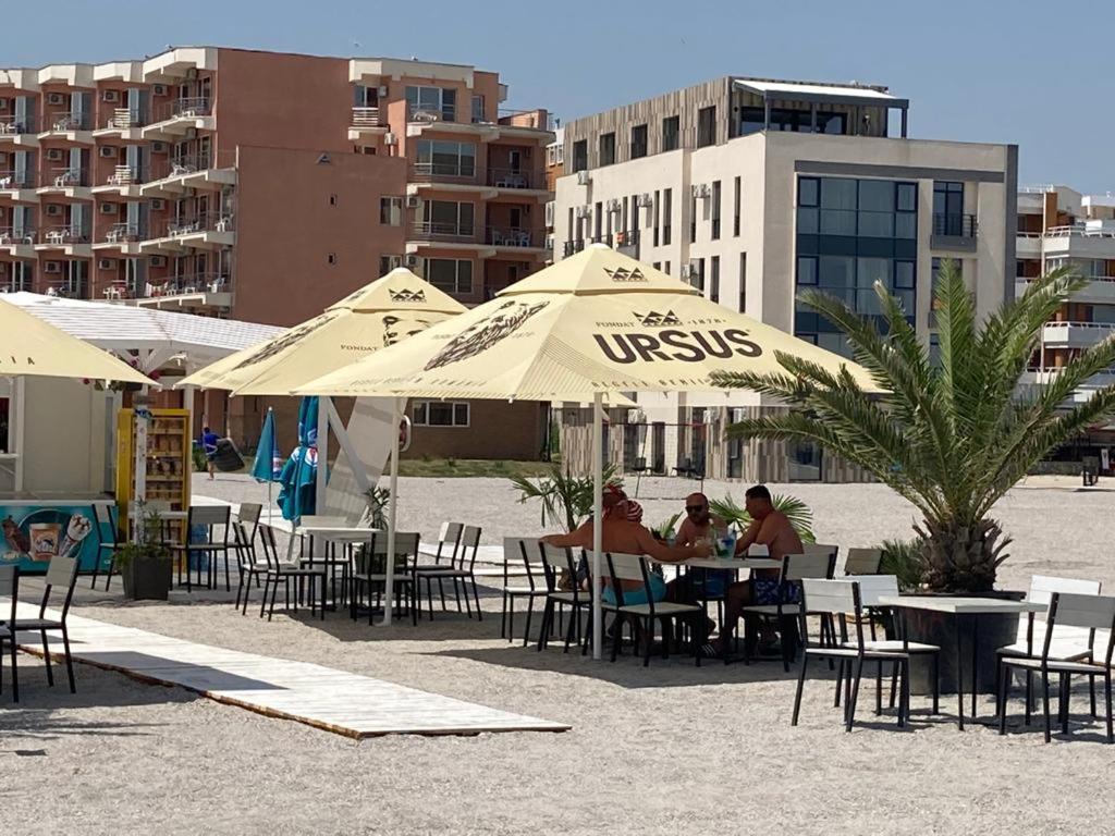 Beach Rooms Roberta Mamaia Bilik gambar
