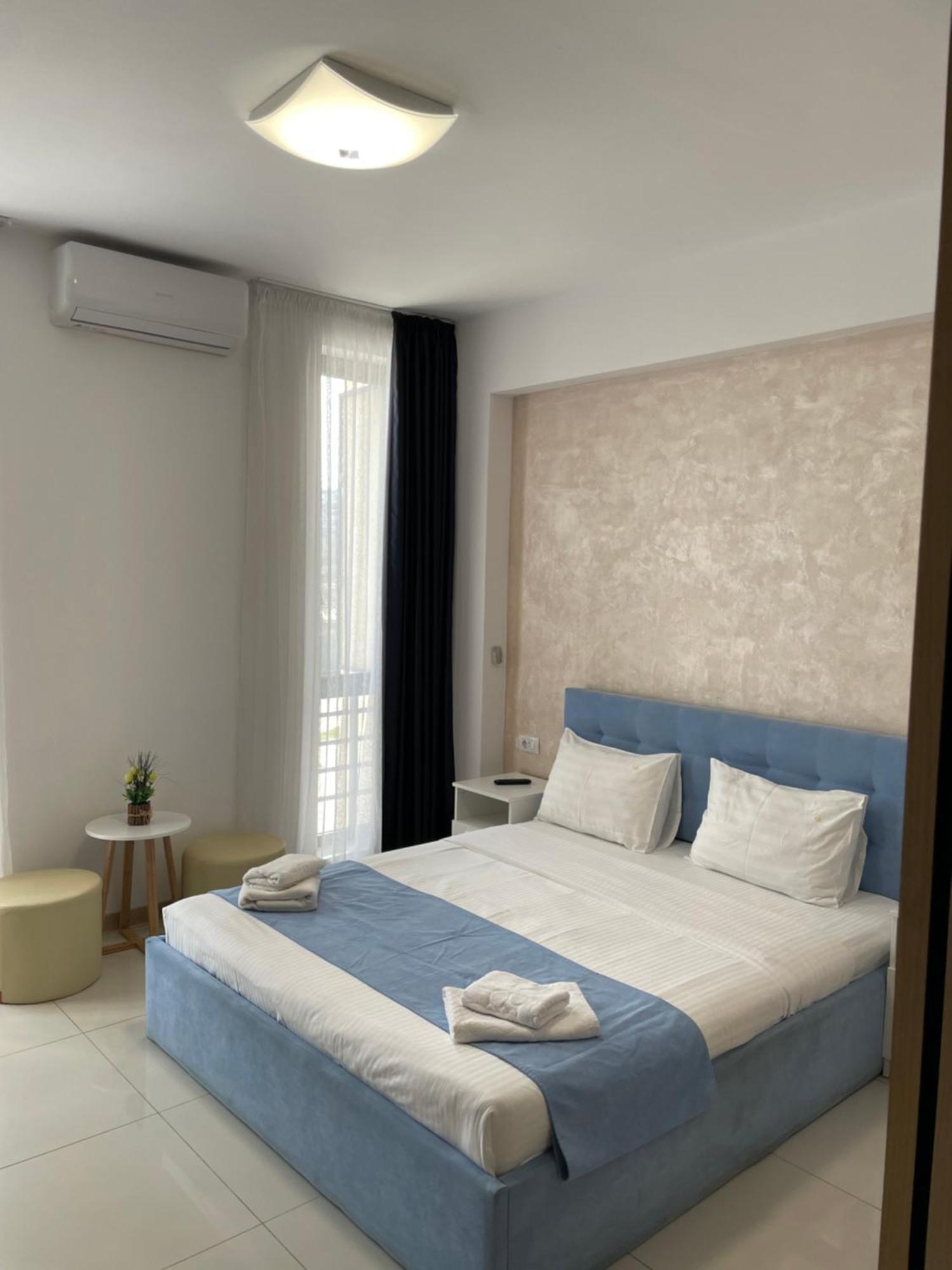 Beach Rooms Roberta Mamaia Luaran gambar