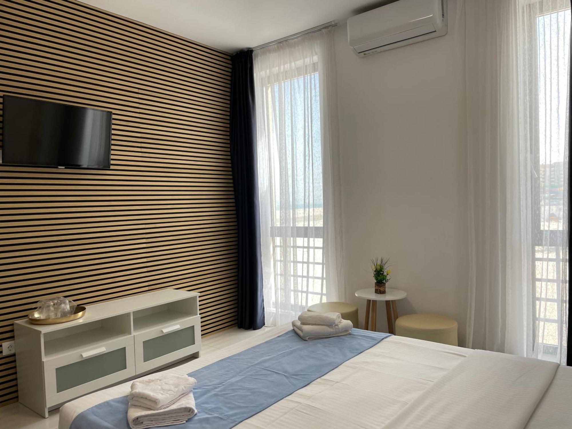 Beach Rooms Roberta Mamaia Luaran gambar