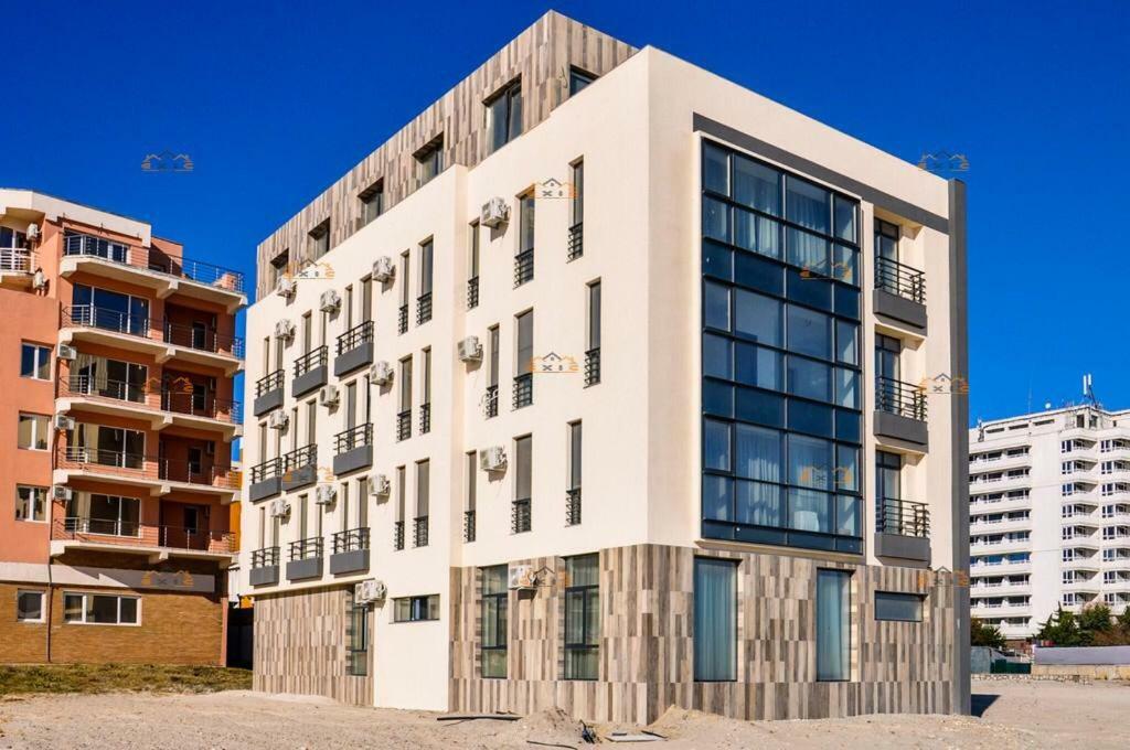Beach Rooms Roberta Mamaia Luaran gambar